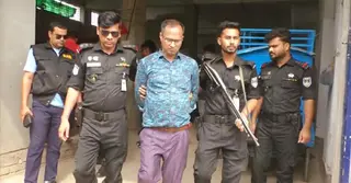 যশোরে অনুমোদনহীন পণ্য উৎপাদন করায় ব্যবসায়ীকে জেল ও জরিমানা